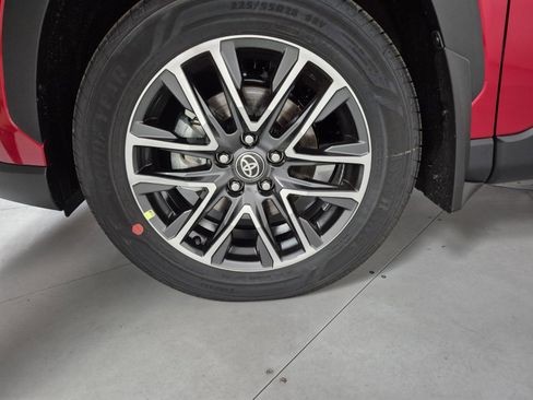 New 2026 Toyota Corolla Cross XLE image 10