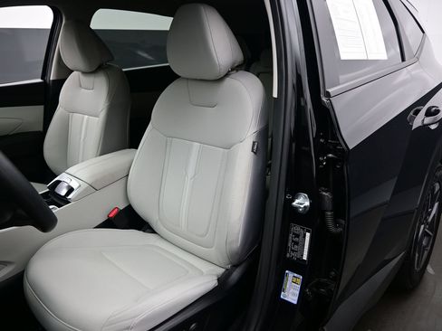 Certified 2026 Hyundai Tucson SEL Plus FWD image 12