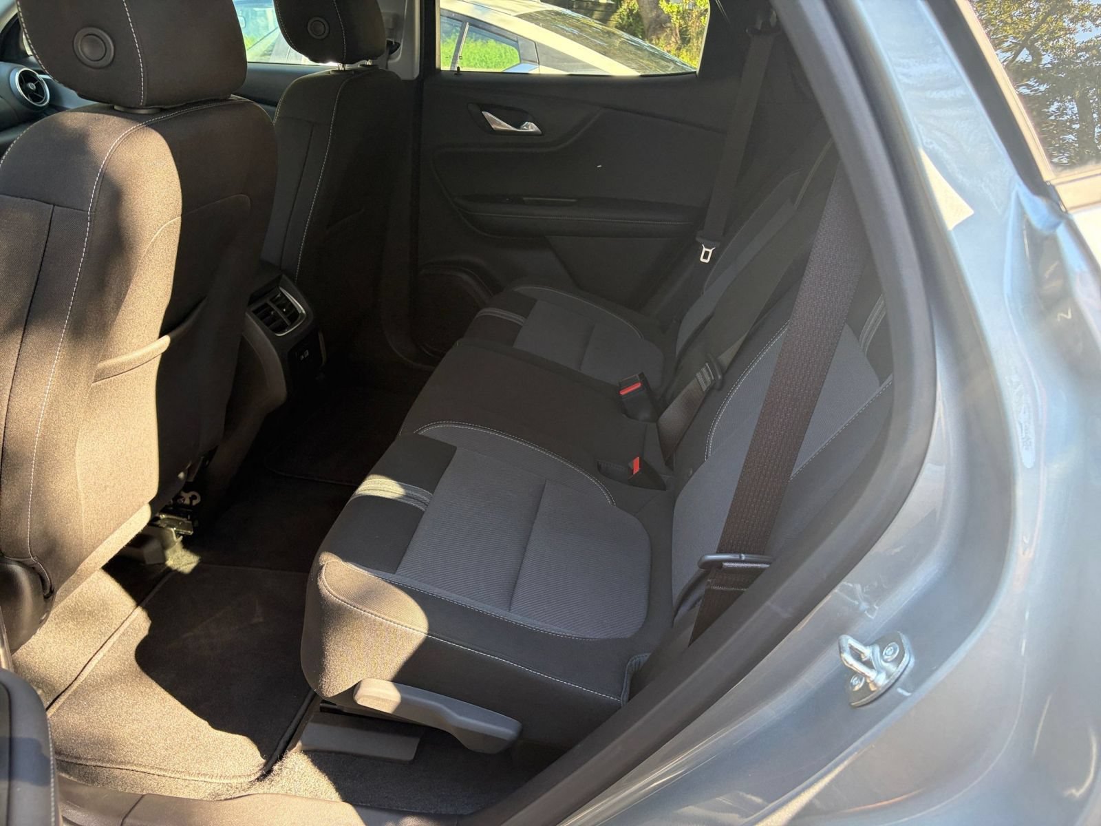 Used 2026 Chevrolet Blazer LT FWD image 36