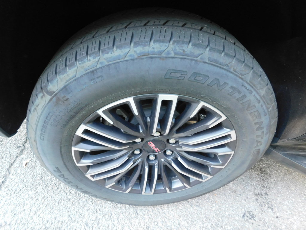 Used 2026 GMC Yukon Elevation AWD/4WD image 7
