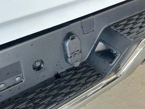 Used 2025 RAM 1500 Big Horn AWD/4WD image 30