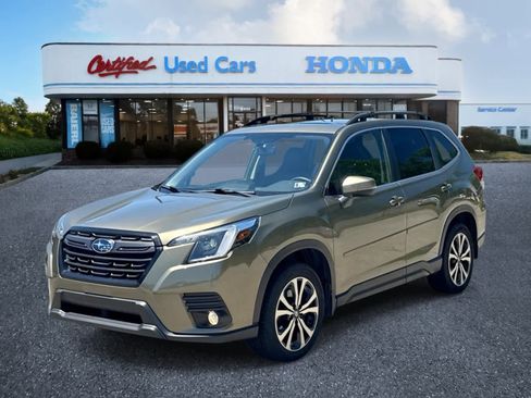 Used 2023 Subaru Forester Limited AWD/4WD image 1