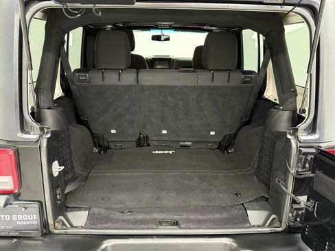 Used 2016 Jeep Wrangler Unlimited Sport w/ Quick Order Package 24S image 40