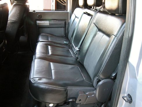 Used 2013 Ford F250 Lariat w/ FX4 Off Road Pkg AWD/4WD image 47