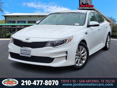 Used 2018 Kia Optima LX w/ 17" Alloy Wheels Package