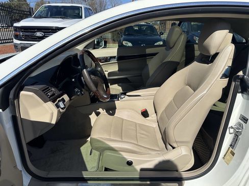 Used 2010 Mercedes-Benz E 350 Coupe image 11