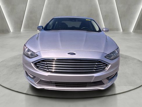 Used 2017 Ford Fusion SE AWD/4WD image 8