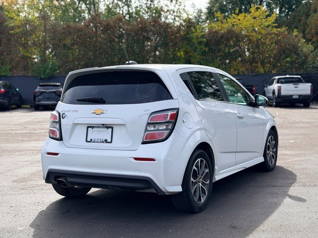 Used 2017 Chevrolet Sonic LT w/ Fun and Sun Package FWD image 4