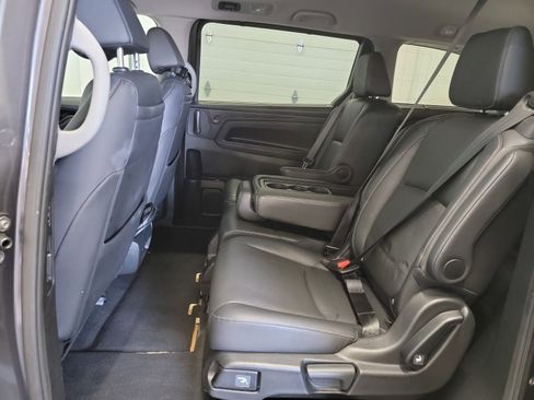 Used 2023 Honda Odyssey Touring image 28