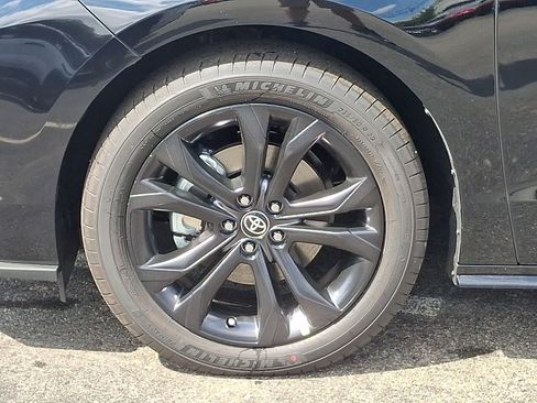 New 2026 Toyota Sienna Platinum AWD/4WD image 7