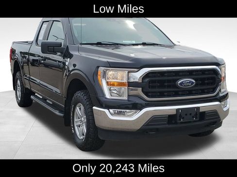 Used 2021 Ford F150 XLT w/ Trailer Tow Package AWD/4WD image 2