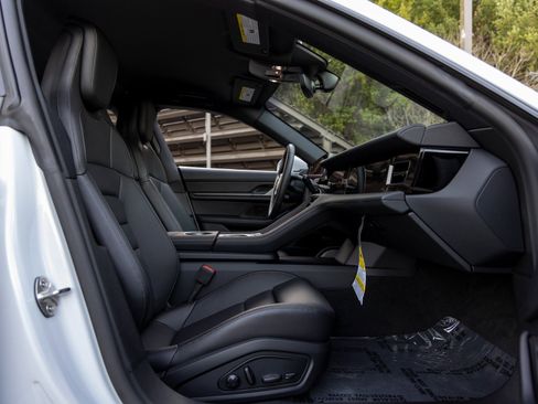 New 2025 Porsche Taycan image 50