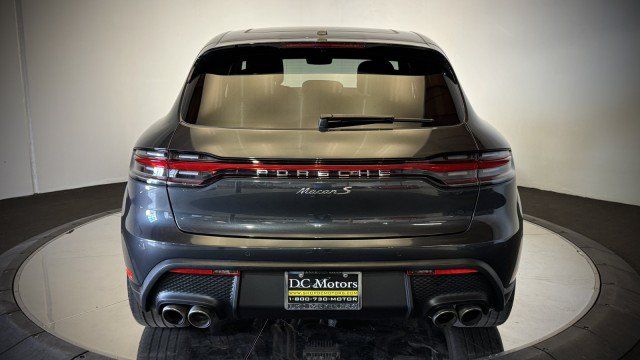 Used 2023 Porsche Macan S AWD/4WD image 33