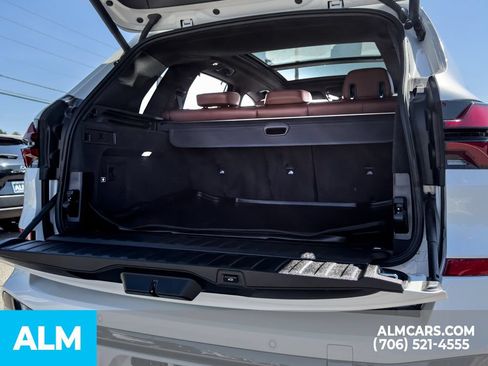 Used 2024 BMW X5 M60i AWD/4WD image 10