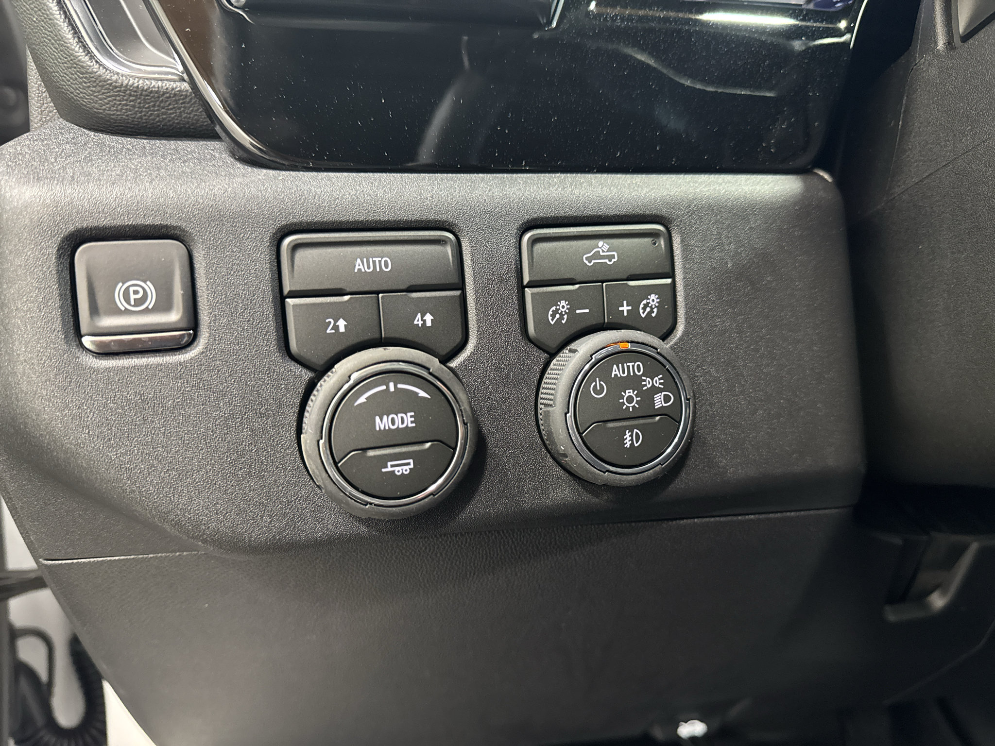 New 2026 Chevrolet Silverado 1500 RST w/ RST Select Package AWD/4WD image 29