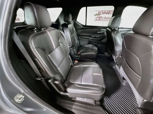 Used 2023 Chevrolet Traverse RS AWD/4WD image 33
