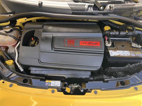 Used 2013 FIAT 500 Pop FWD image 23