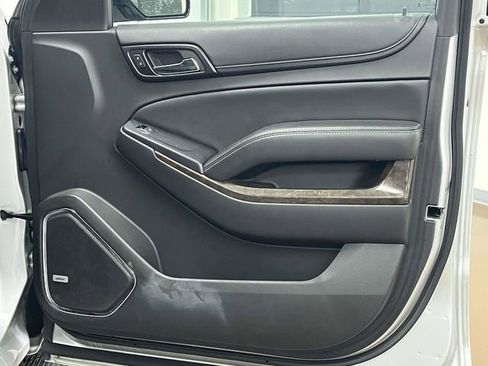 Used 2017 Chevrolet Suburban LT AWD/4WD image 33