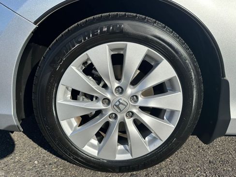 Used 2013 Honda Accord EX image 7