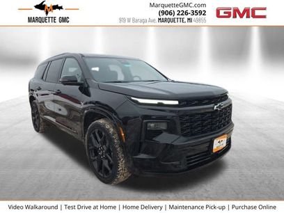 Used 2025 Chevrolet Traverse RS