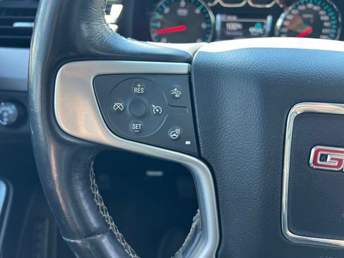 Used 2019 GMC Yukon XL SLT AWD/4WD image 31