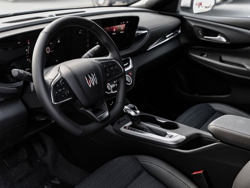 New 2025 Buick Envista Preferred w/ Convenience I Package image 7