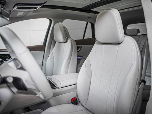 Certified 2023 Mercedes-Benz EQE 350+ 4MATIC SUV image 11