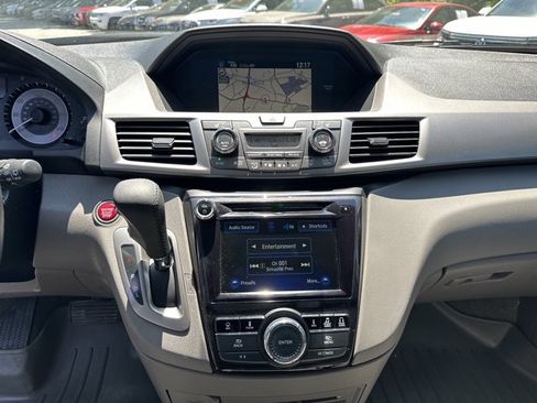 Used 2016 Honda Odyssey Touring image 35