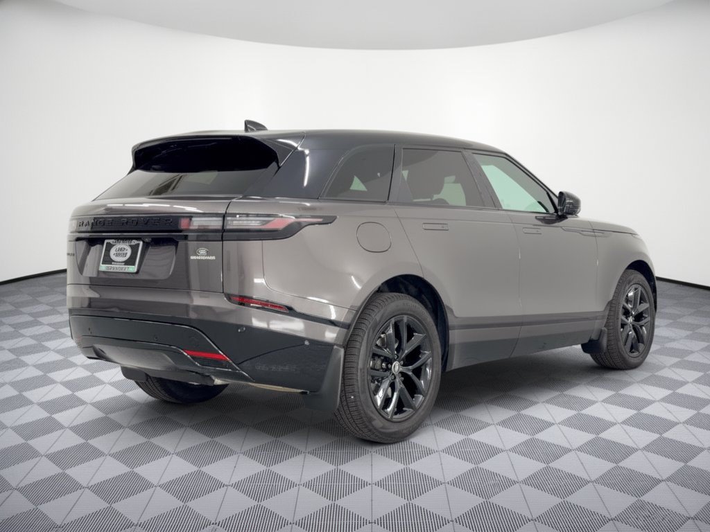 Certified 2026 Land Rover Range Rover Velar Dynamic SE AWD/4WD image 9