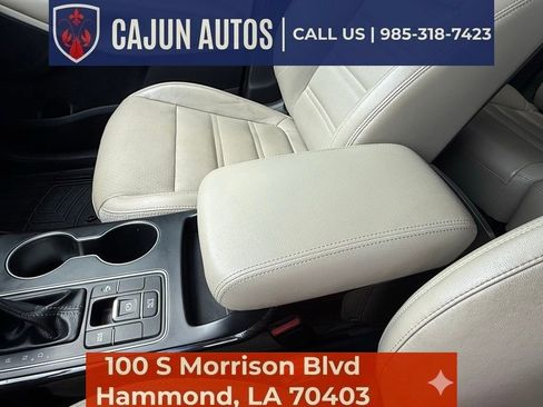 Used 2019 Kia Sorento EX image 17