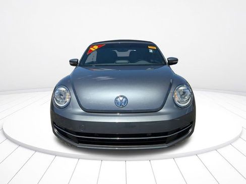 Used 2015 Volkswagen Beetle TDI FWD image 8