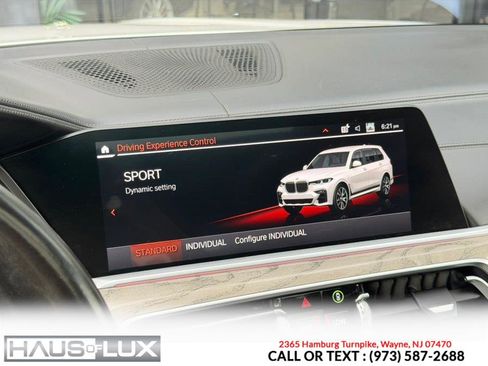 Used 2021 BMW X7 xDrive40i w/ M Sport Package AWD/4WD image 34