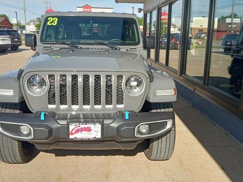 Used 2023 Jeep Wrangler Sahara w/ Cold Weather Group AWD/4WD image 2