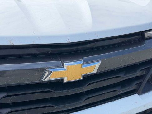 Certified 2024 Chevrolet Colorado LT w/ LT Convenience Package III AWD/4WD image 16