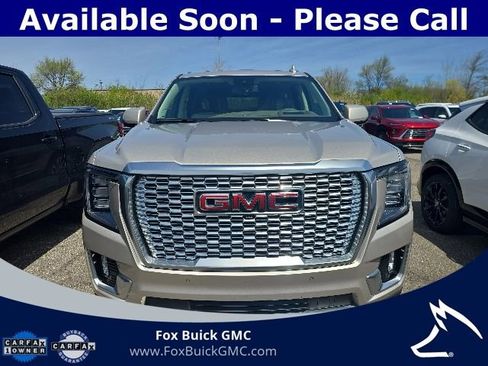 Used 2024 GMC Yukon Denali AWD/4WD image 2