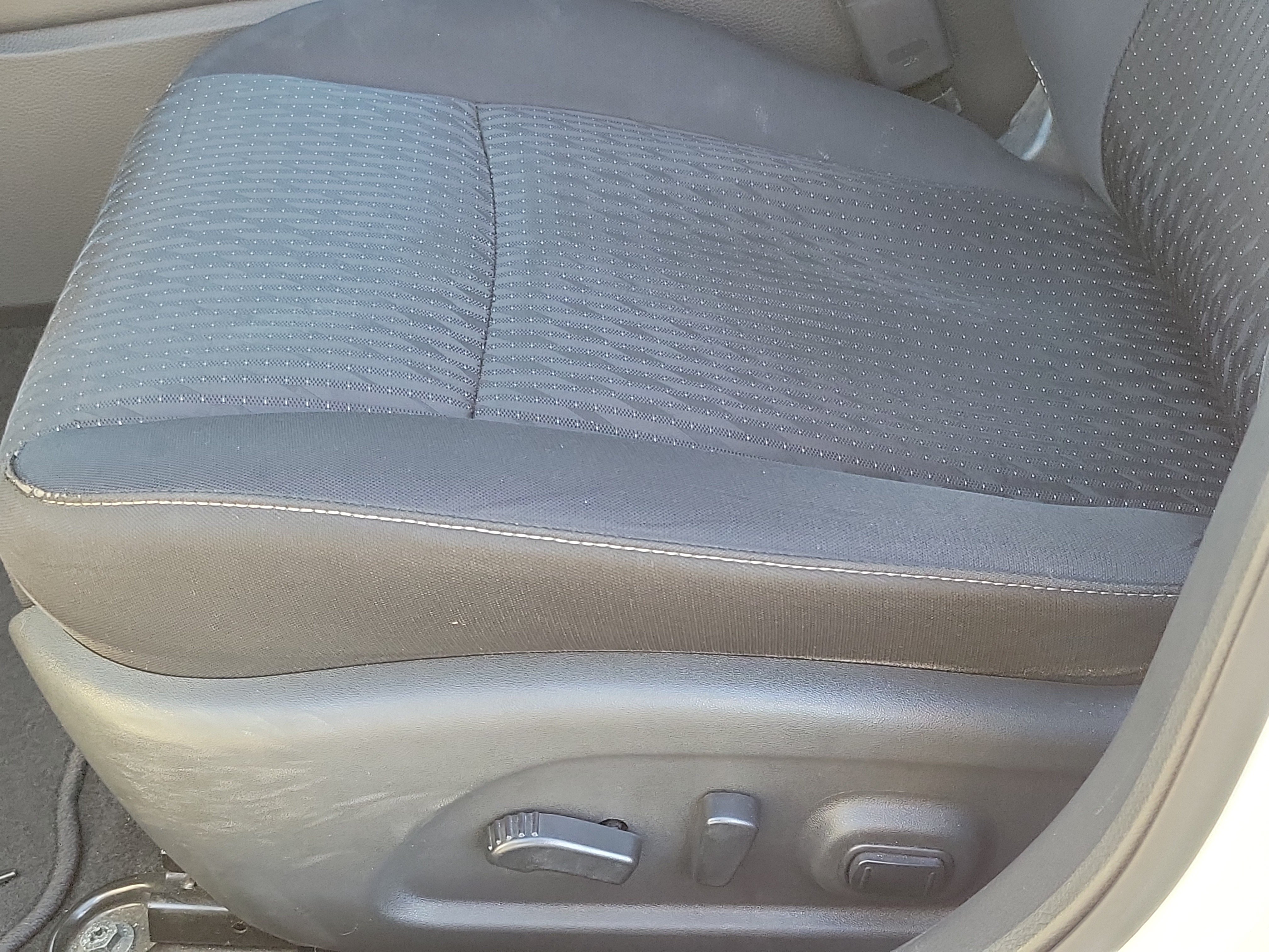 Used 2016 Nissan Altima 2.5 SV w/ Convenience Package FWD image 17