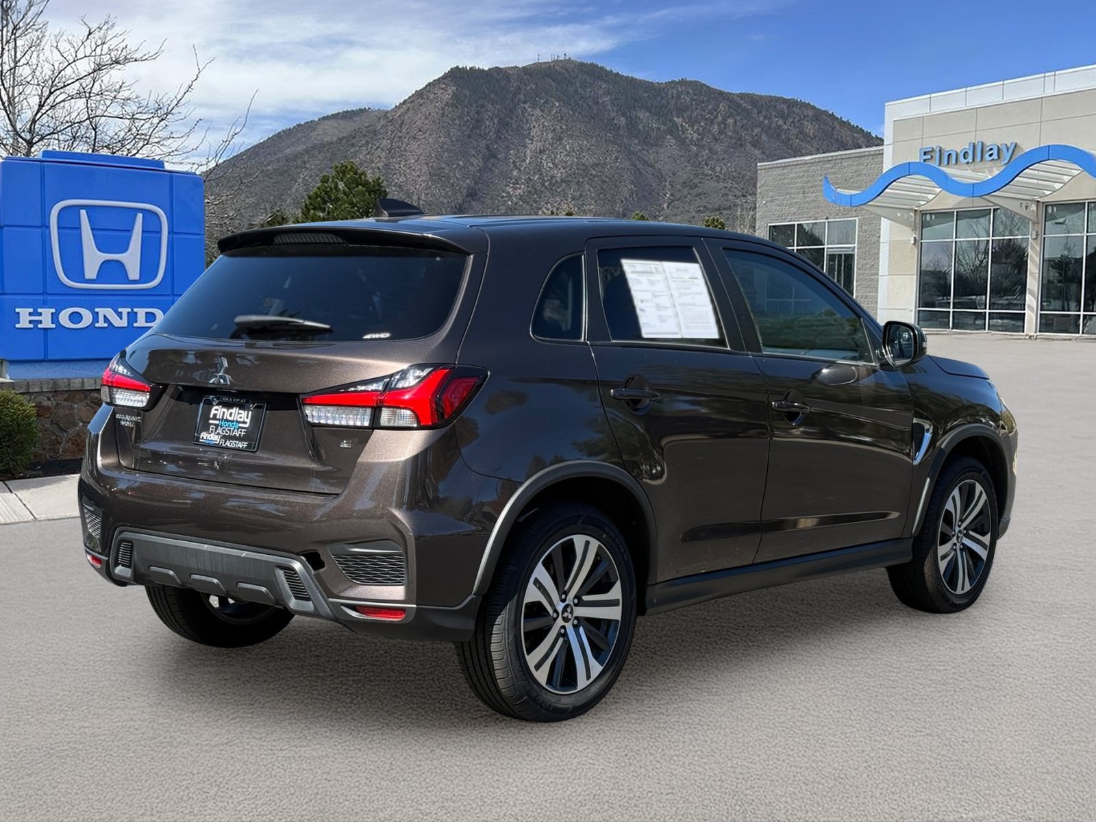 Used 2024 Mitsubishi Outlander Sport SE AWD/4WD image 6