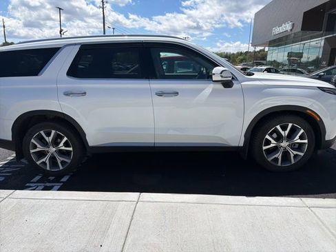 Used 2022 Hyundai Palisade SEL w/ 8P Bench Seat Package image 9