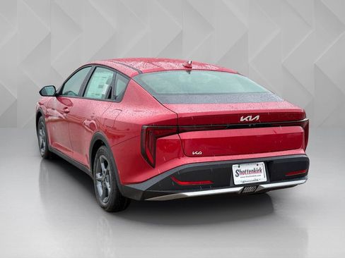 New 2026 Kia K4 FWD image 7