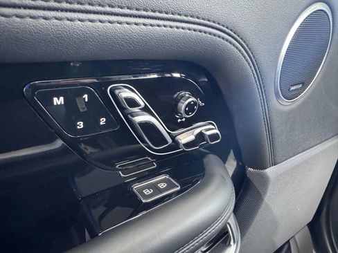 Used 2021 Land Rover Range Rover P525 Westminster Edition image 11