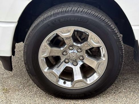Used 2019 RAM 1500 Big Horn AWD/4WD image 10