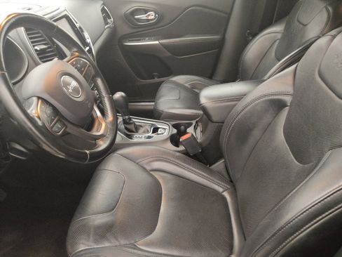 Used 2020 Jeep Cherokee Limited AWD/4WD image 17