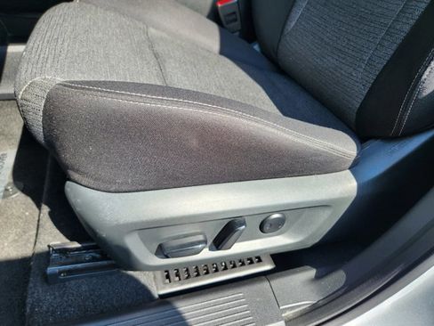 Used 2023 Nissan Rogue SV image 26