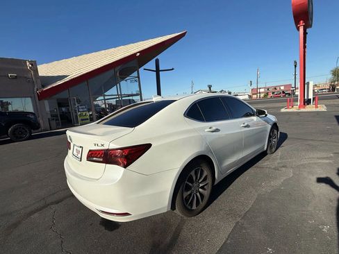 Used 2017 Acura TLX w/ Technology Package image 7