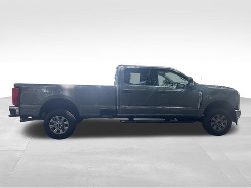 Used 2024 Ford F350 XLT w/ FX4 Off-Road Package AWD/4WD image 5