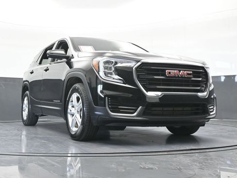 Used 2023 GMC Terrain SLE image 59