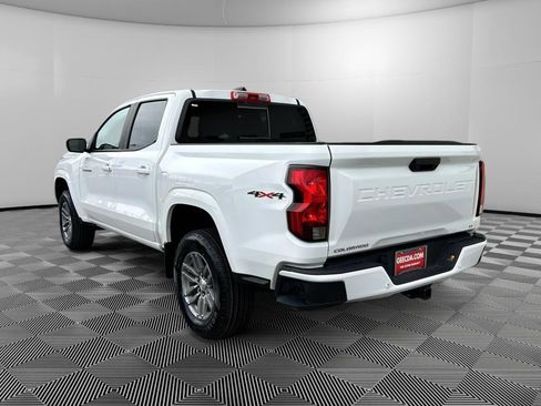 Used 2024 Chevrolet Colorado LT w/ LT Convenience Package II AWD/4WD image 6