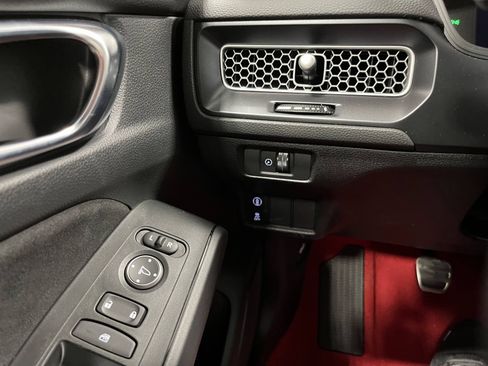 Used 2025 Honda Civic Type R image 19
