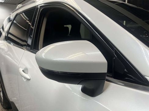 Certified 2025 Nissan Pathfinder SL w/ Cargo Package image 4