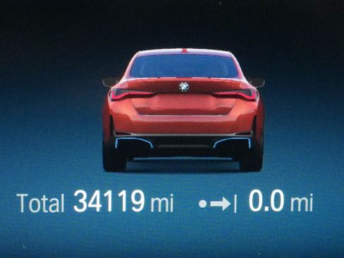 Used 2023 BMW i4 eDrive40 RWD image 23